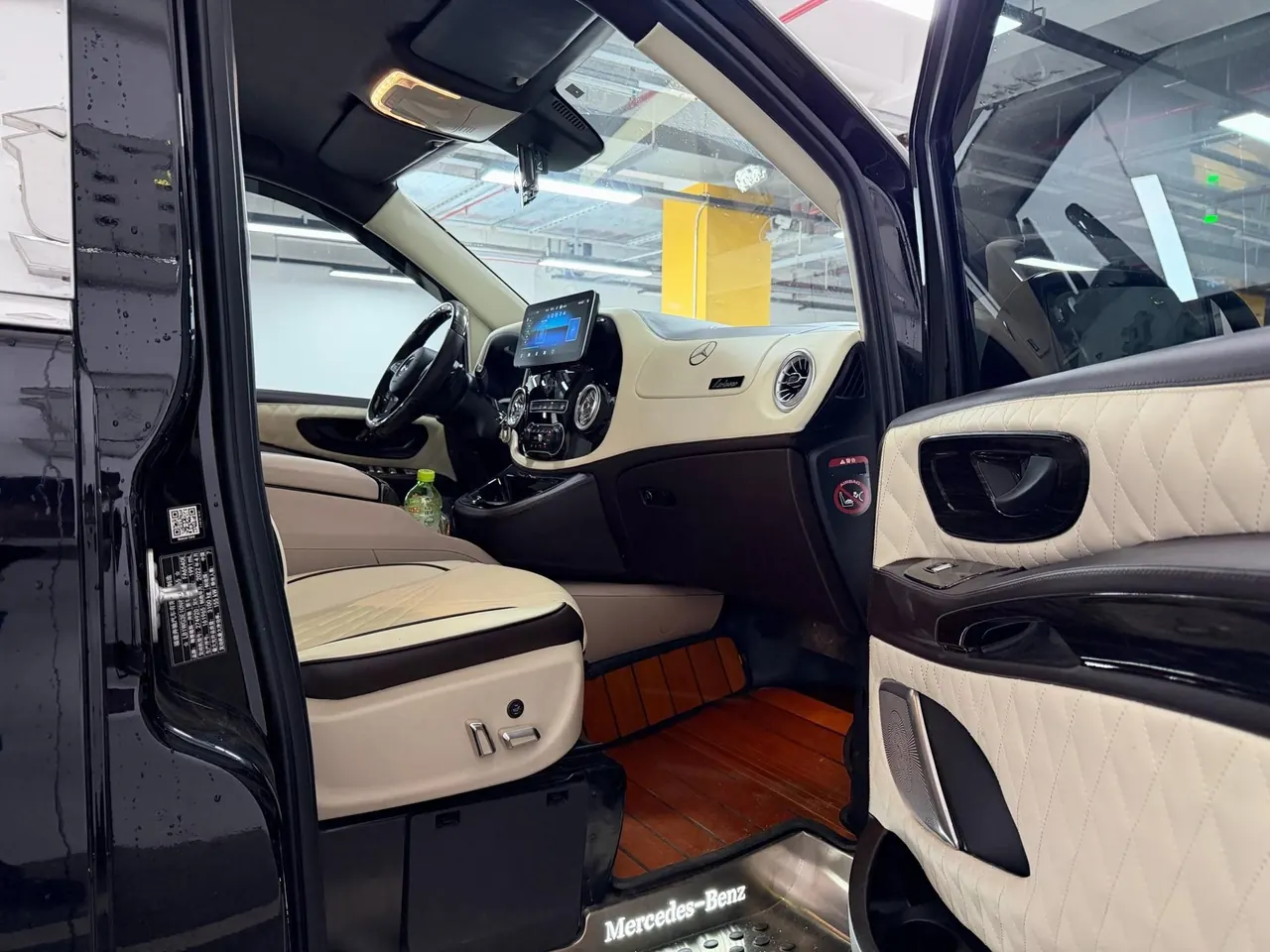 Mercedes Benz 2021 Vito 2.0T Elite Edition 7-seat Automatic Gear 11