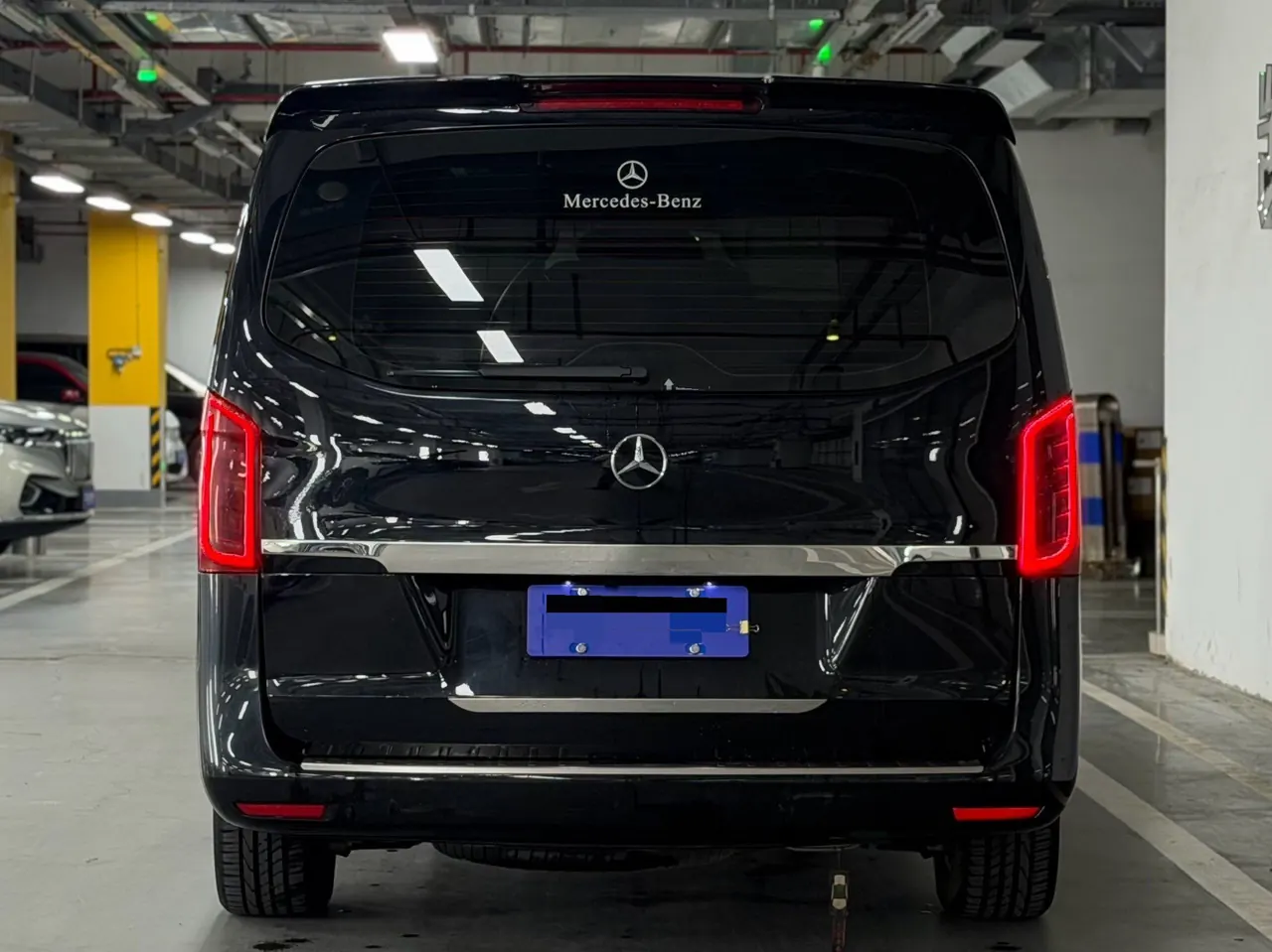 Mercedes Benz 2021 Vito 2.0T Elite Edition 7-seat Automatic Gear 3
