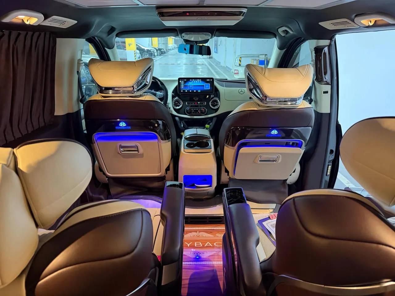 Mercedes Benz 2021 Vito 2.0T Elite Edition 7-seat Automatic Gear 9