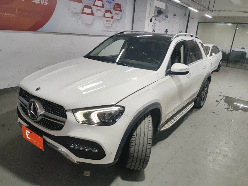 打开图片灯箱:Mercedes Benz GLE (Imported) 2021 GLE 450 4MATIC 48V 2.5T Luxury Automatic Gear