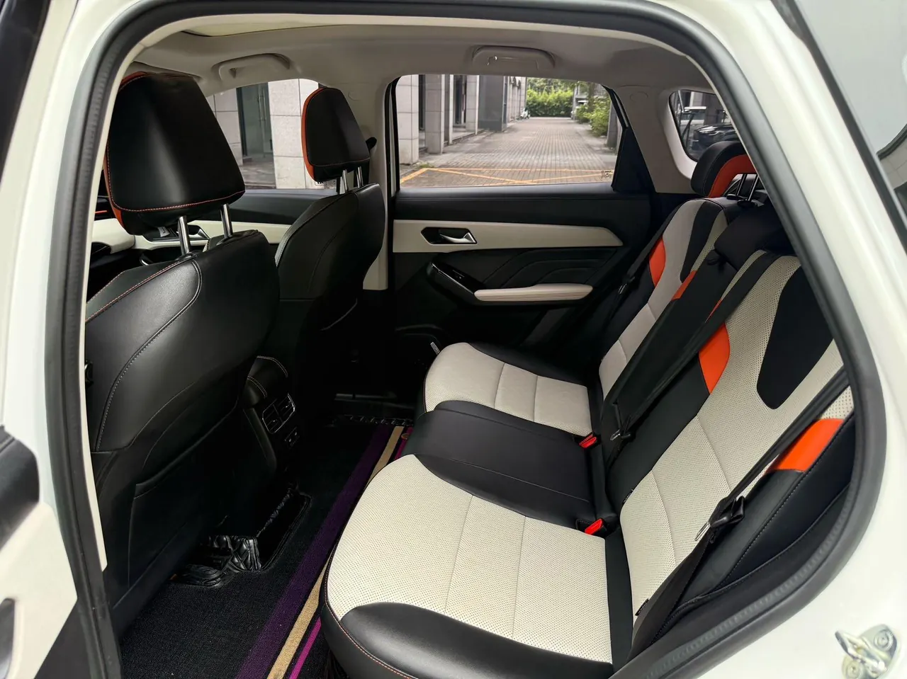 Haval 2021 red rabbit 1.5T platinum rabbit automatic gear 6