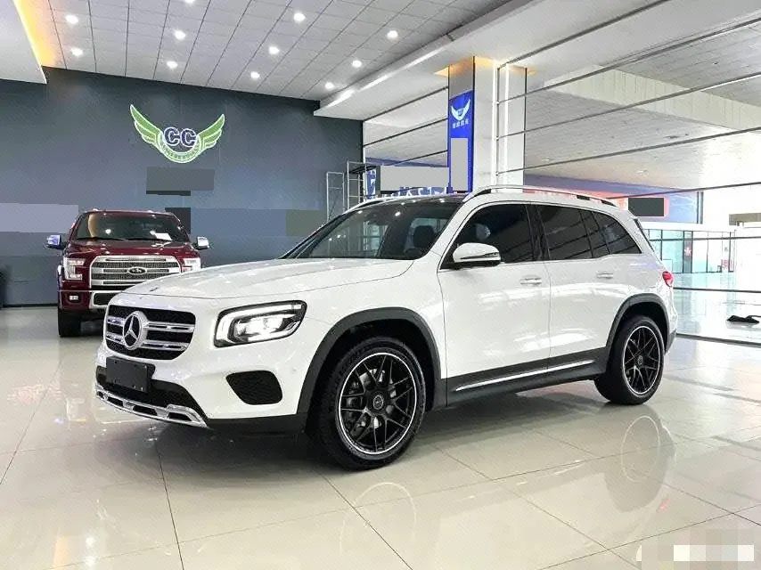 Open image lightbox: Mercedes Benz 2021 GLB 200 1.3T Fashion Automatic