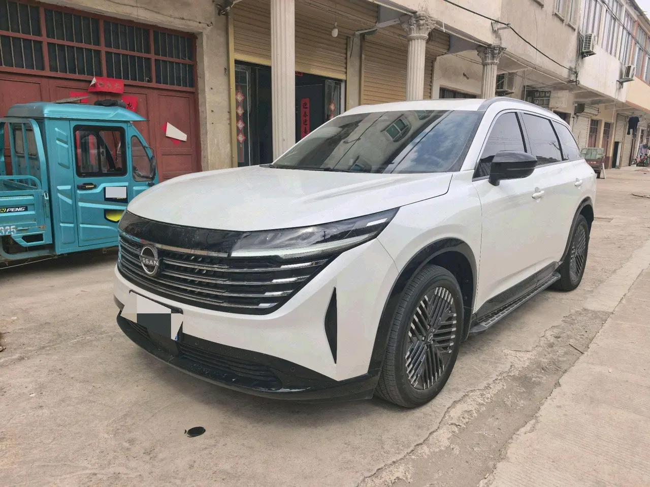 Nissan 2024 Tanlu 2.0T 380VC-TURBO 4-wheel drive Zhizun Edition 6-seat automatic gear - View 1