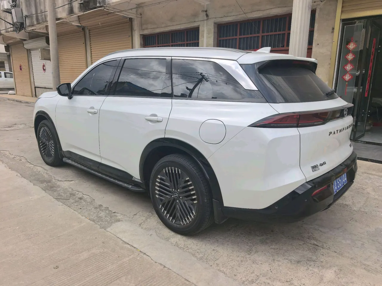 Nissan 2024 Tanlu 2.0T 380VC-TURBO 4-wheel drive Zhizun Edition 6-seat automatic gear 5