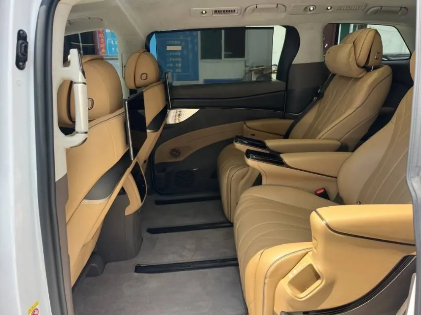 Denza 2024 Denza D9 EV EV600 four-wheel drive distinguished automatic gear 8