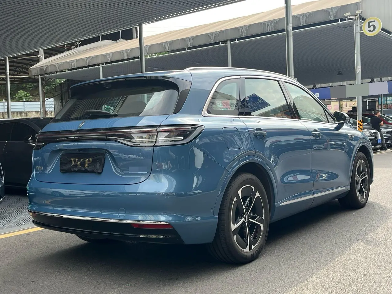 Shangjie 2025 H5 Range-Extended Max Automatic Transmission 4