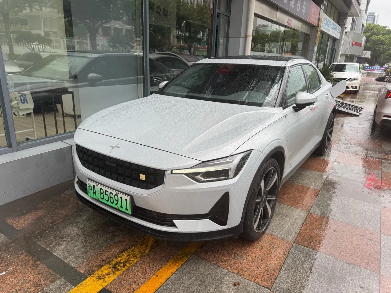 Polestar 2 (Imported) 2021 Polestar 2 Single Motor Standard Endurance Automatic Gear - View 1