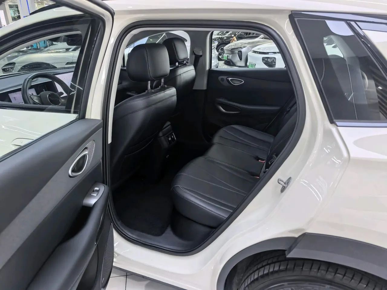 BYD 2025 Sea Lion 05 EV 520KM Zhihang Edition Automatic Gear 8