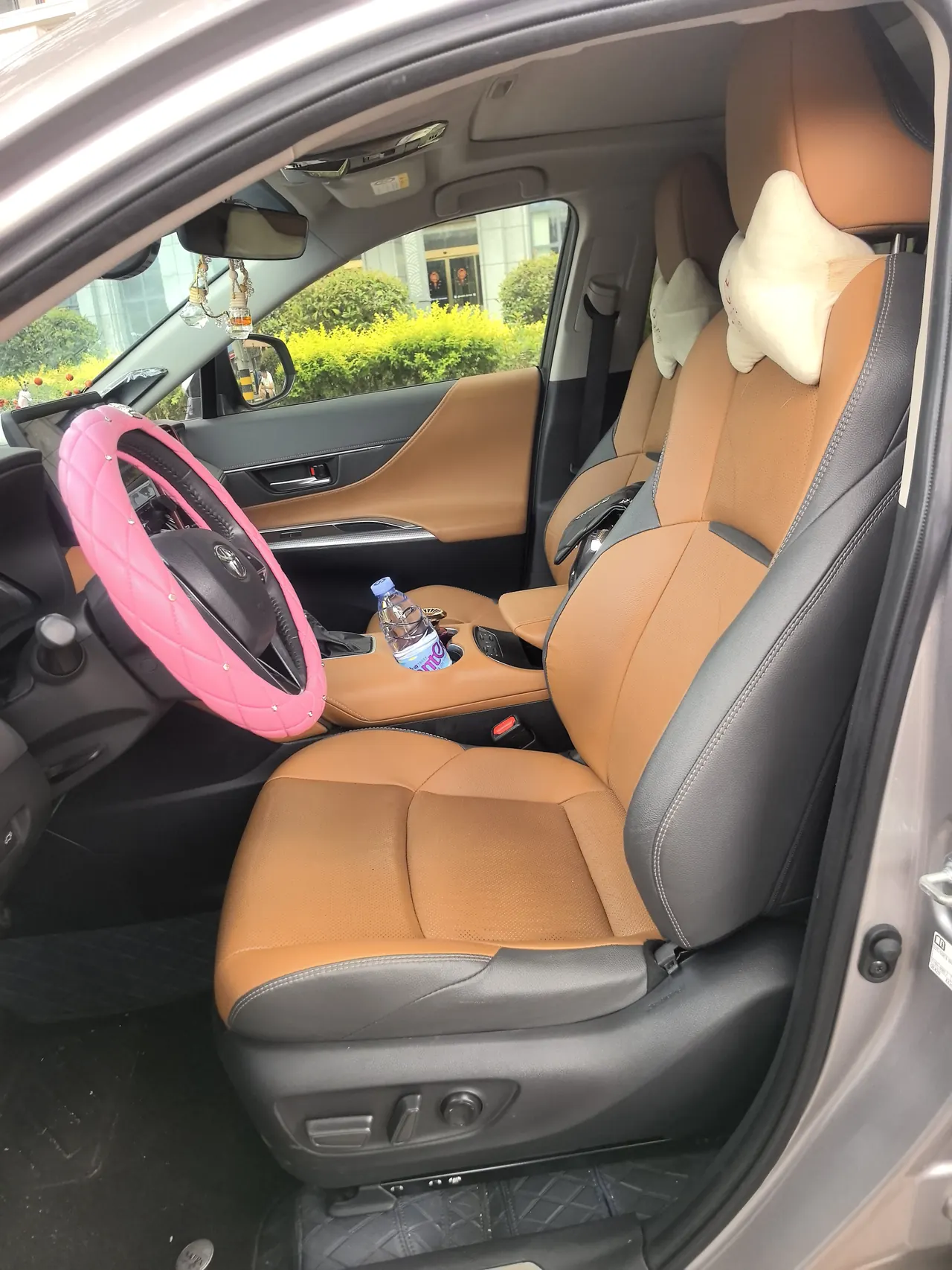 Toyota 2023 Weisa 2.0 Stepless Two-Drive Premium Edition Automatic Gear 3