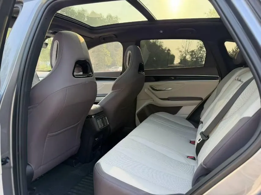BYD Song PLUS New Energy 2025 Song PLUS DM-i 1.5 Stepless 112KM Honorable Automatic Gear 6