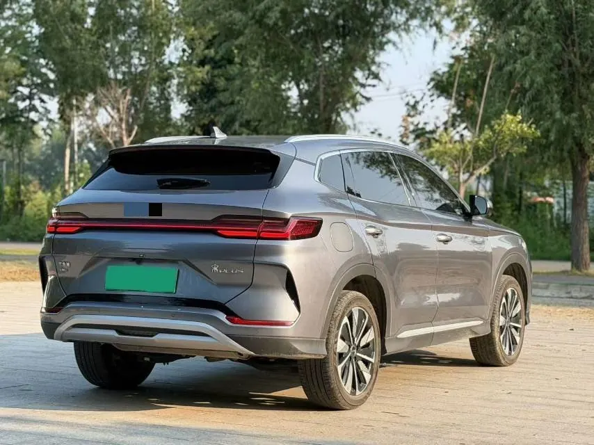 BYD Song PLUS New Energy 2025 Song PLUS DM-i 1.5 Stepless 112KM Honorable Automatic Gear 7