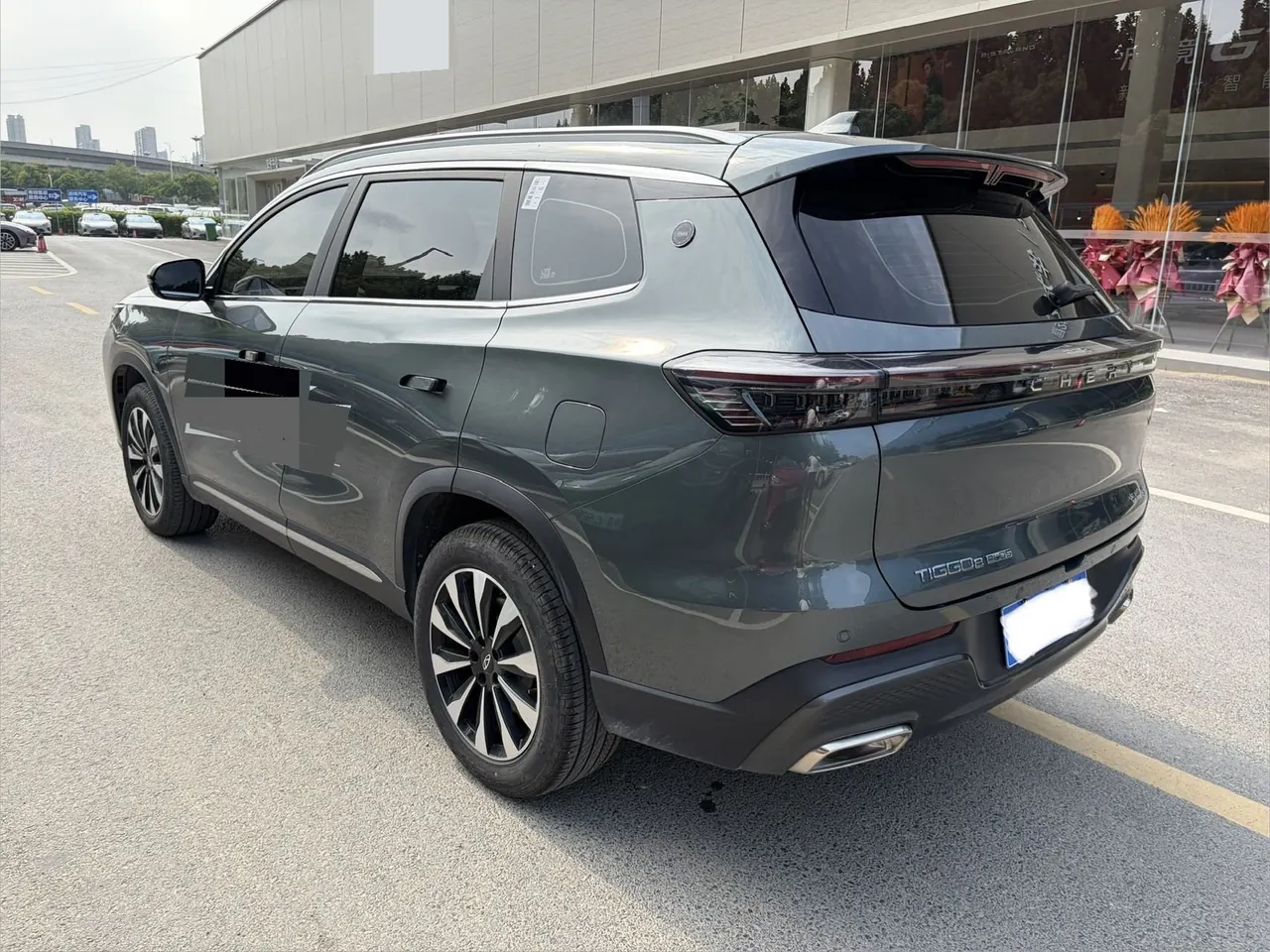Chery 2025 Ruihu 8 PLUS 1.6TGDI 290TGDI honorable automatic gear 6