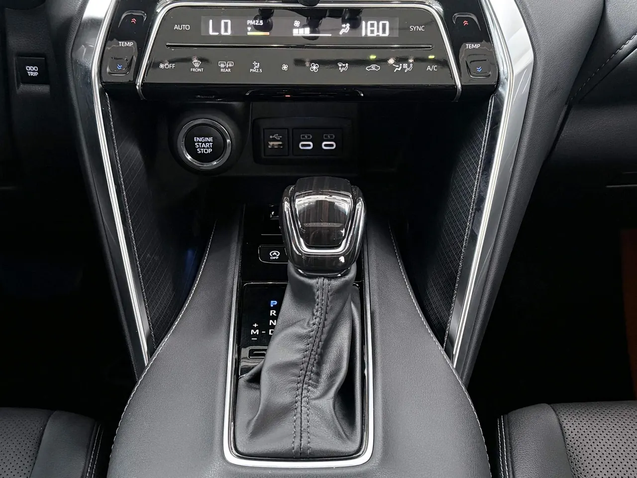 Toyota 2023 Weisa 2.0 Stepless Two-Drive Premium Edition Automatic Gear 12