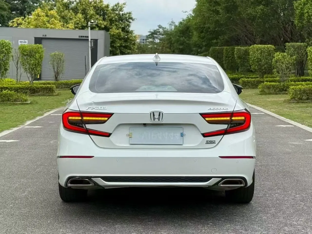 Honda 2022 10th Generation Accord 1.5T Stepless 260TURBO Deluxe Automatic Gear 8
