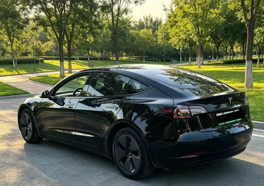 Tesla 2022 Model 3 rear-wheel drive version of automatic transmission 4