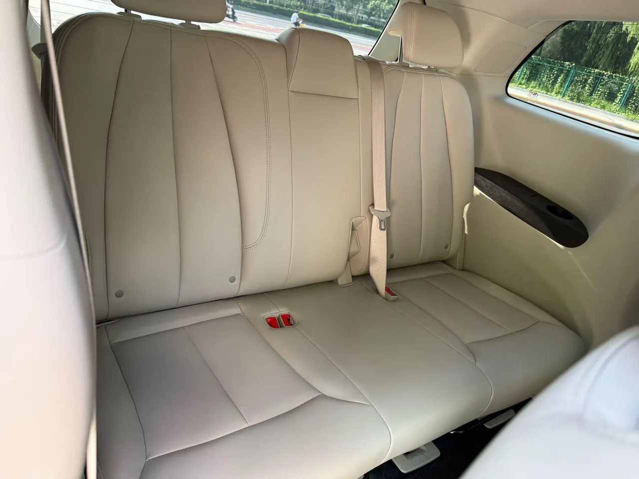 Buick 2021 GL8 Land Business Class 2.0T 652T Luxury Automatic Gear 8