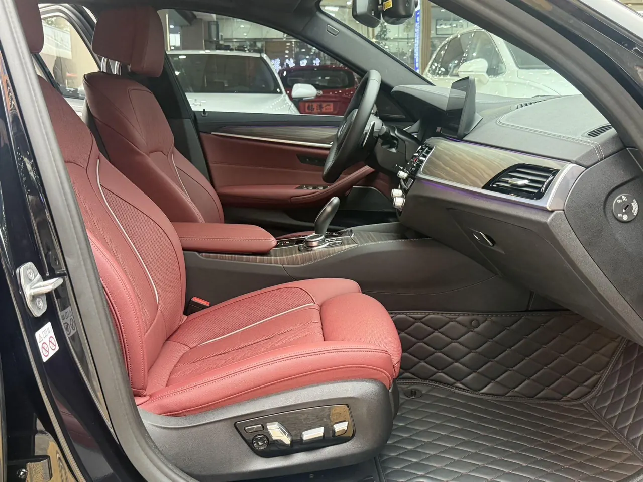 BMW 5 Series 2022 530Li 2.0T Exclusive M Sports Suit (Change 2) Automatic Gear 6