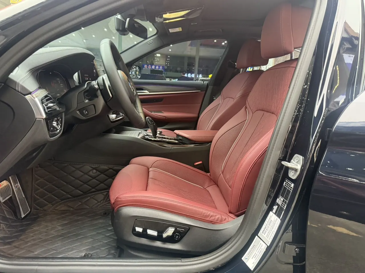 BMW 5 Series 2022 530Li 2.0T Exclusive M Sports Suit (Change 2) Automatic Gear 7
