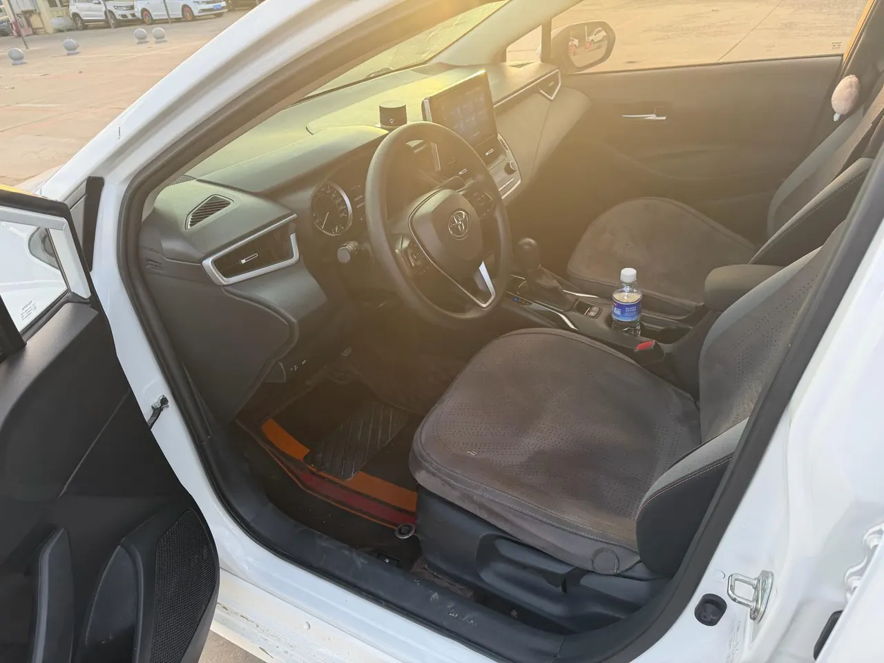 Toyota 2021 corolla 1.2T stepless elite PLUS version of automatic gear 3