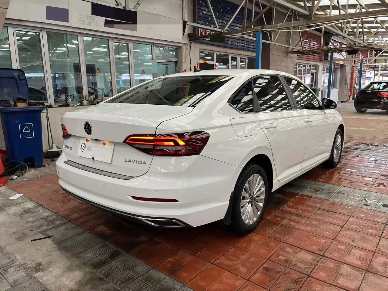 Volkswagen 2021 Lavida 1.5 Comfort Edition Automatic Gear 5