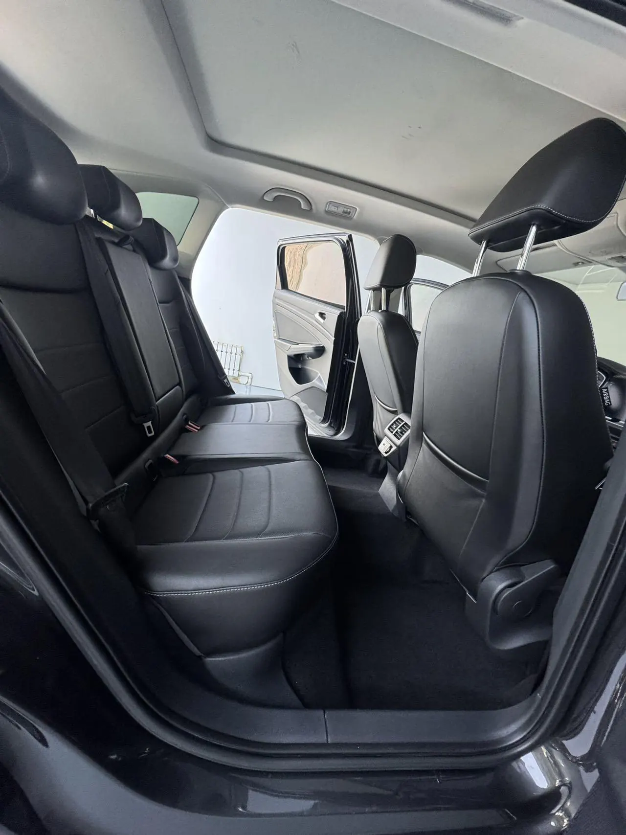 Jetta 2022 Jetta VS7 1.4T Black Front Edition Pleasant Edition Pro Automatic Gear 12