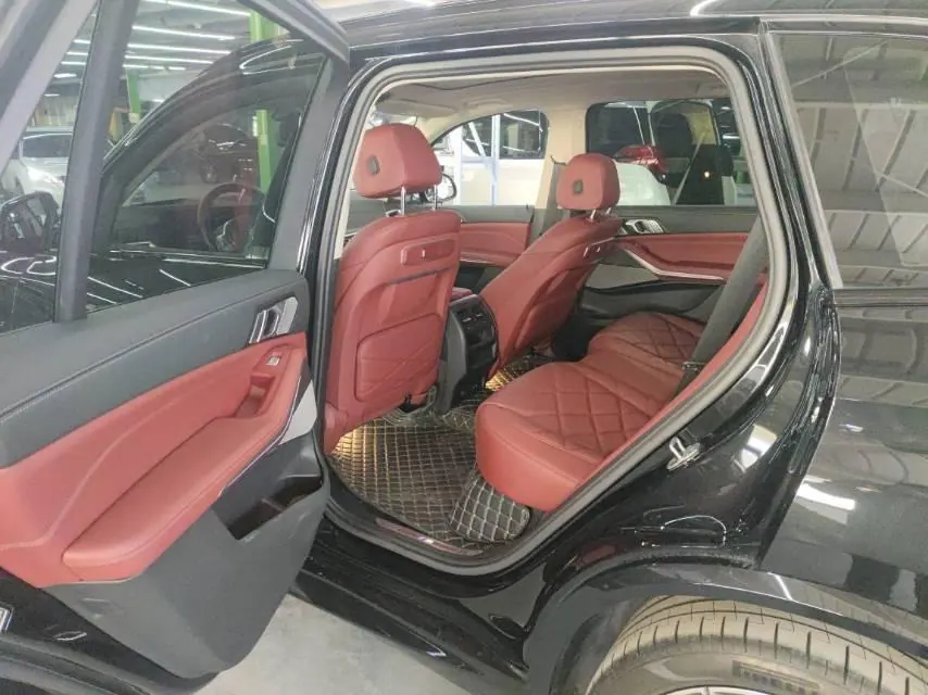 BMW 2023 X5 xDrive30Li 48V 2.0T exclusive m sports obsidian night suit automatic gear 3