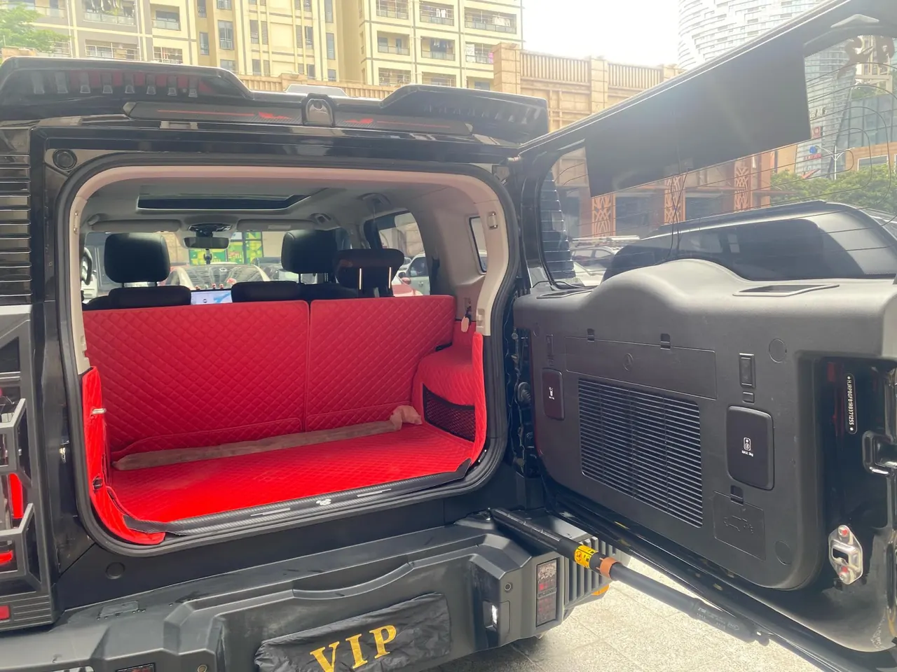 Jetour 2023 Travelers 1.5T Two-Drive Discovery PRO Automatic Gear 10