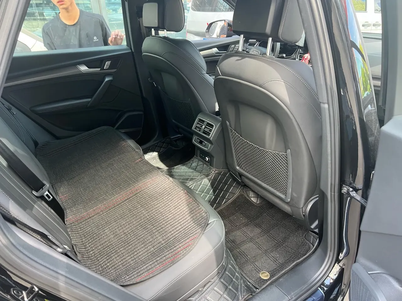 Audi 2023 Q5L 2.0TFSI 45TFSI luxury dynamic automatic transmission 4