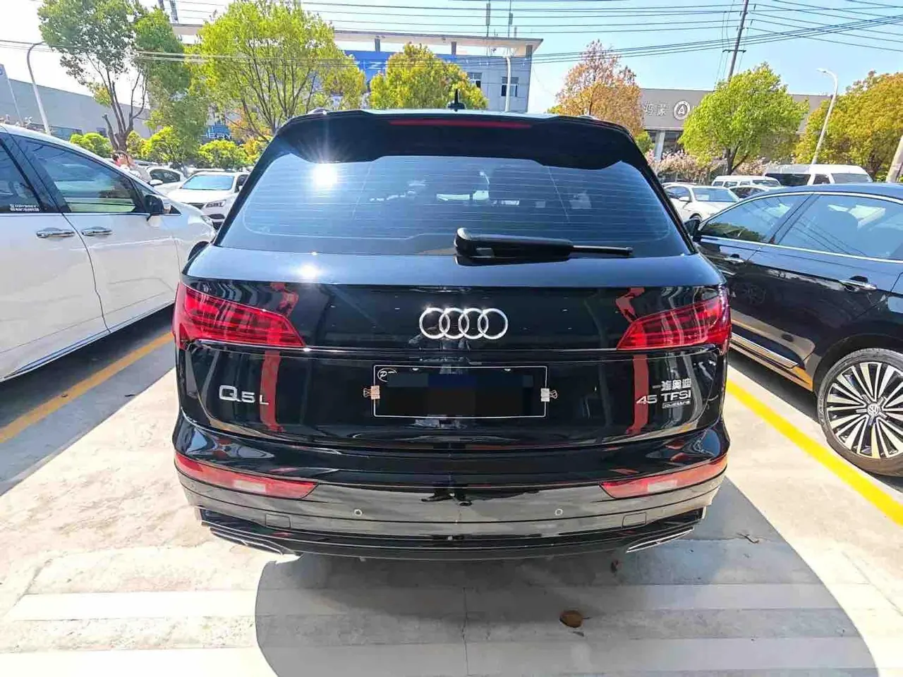 Audi 2023 Q5L 2.0TFSI 45TFSI luxury dynamic automatic transmission 5