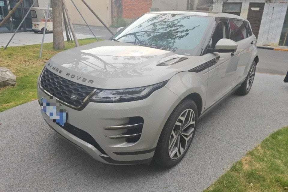 打开图片灯箱:Land Rover 2023 Range Rover Aurora L 48V 2.0T 249PS Deluxe Automatic Gear