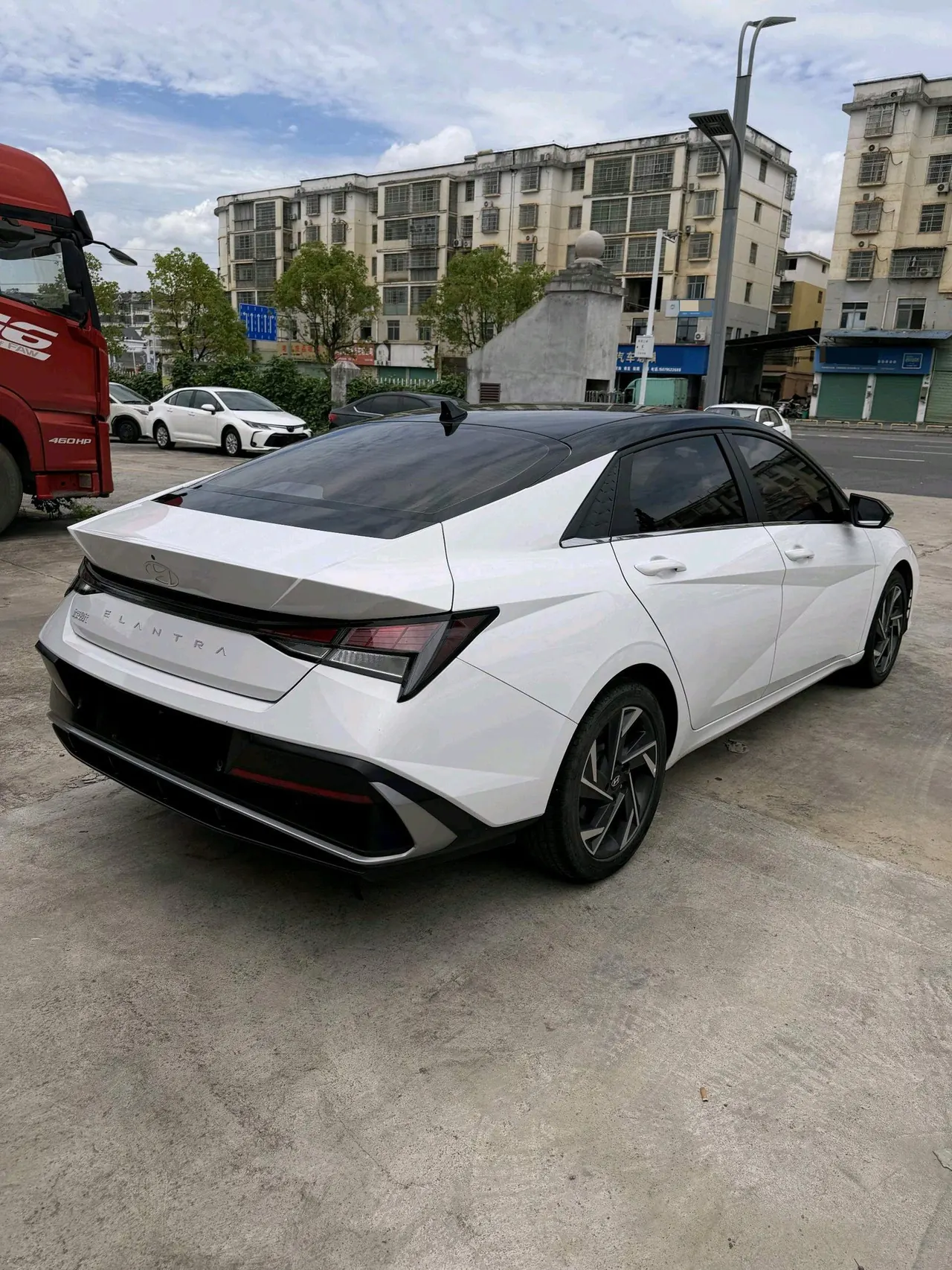 Hyundai 2023 Elantra-sedan 1.5 stepless GLX elite automatic gear 3