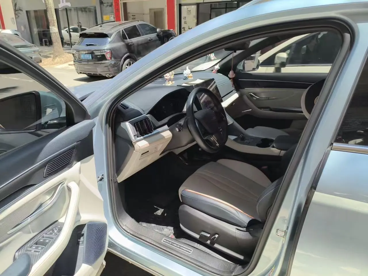BYD 2023 Song PLUS DM-i 1.5 Stepless Champion Edition 110KM Flagship PLUS Automatic Gear 5