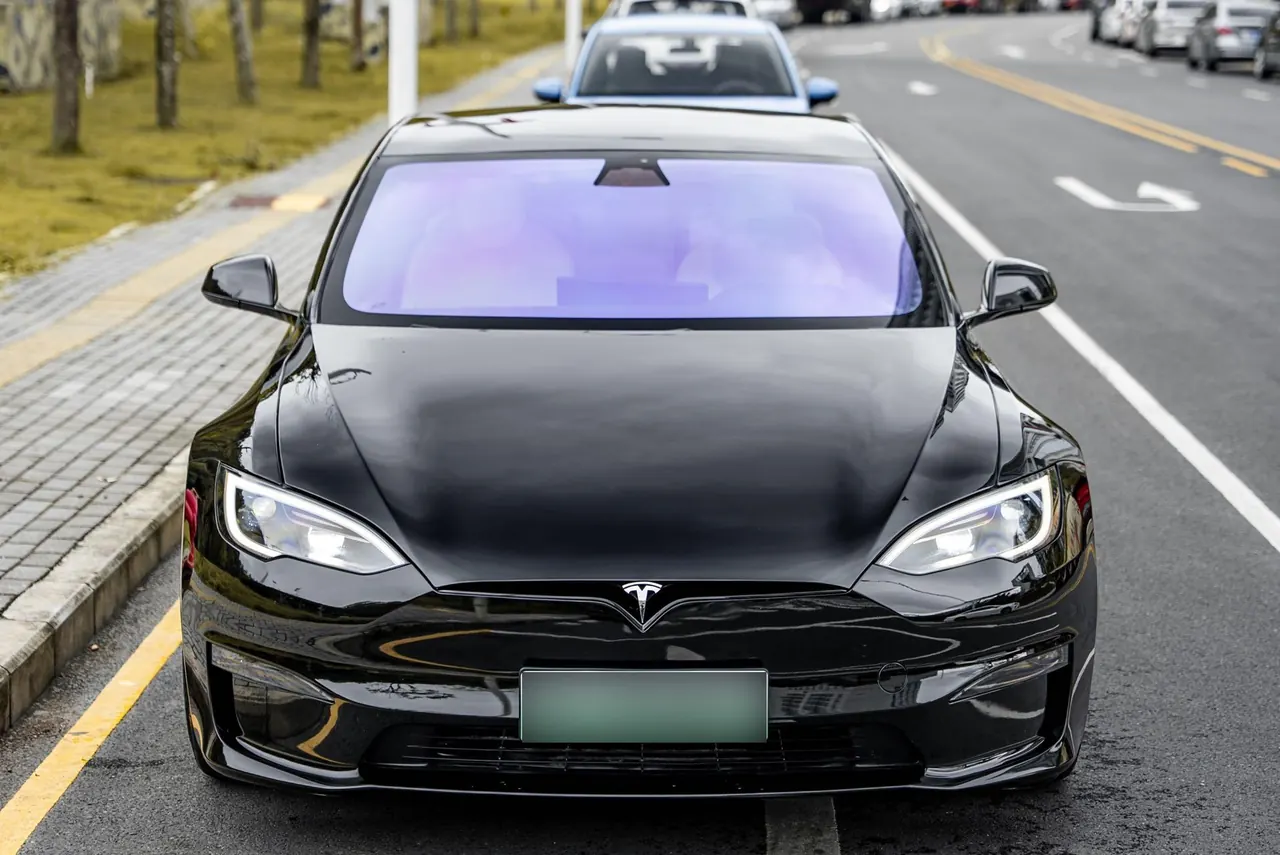 Tesla Model S (Imported) 2023 Model S Three-motor All-wheel Drive Plaid Edition Automatic Gear 2