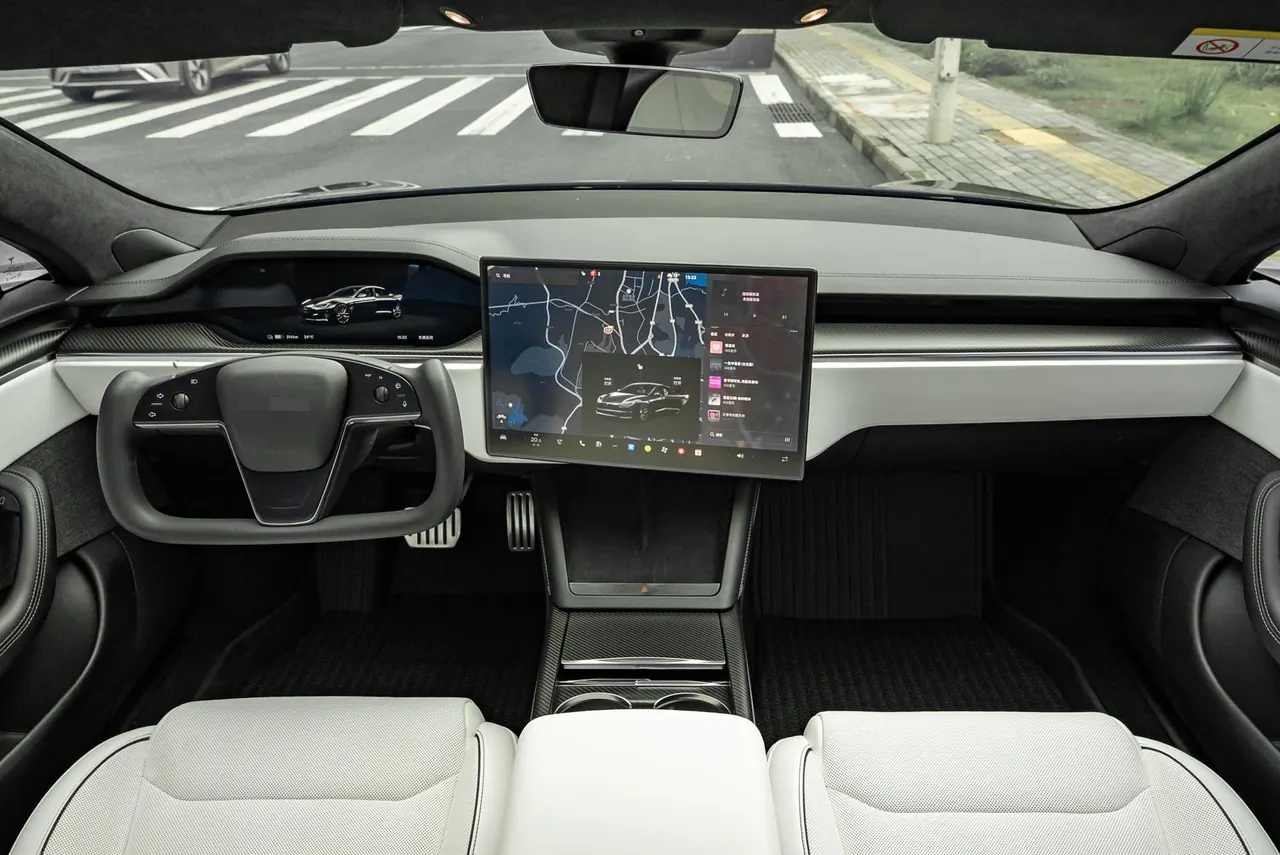 Tesla Model S (Imported) 2023 Model S Three-motor All-wheel Drive Plaid Edition Automatic Gear 5