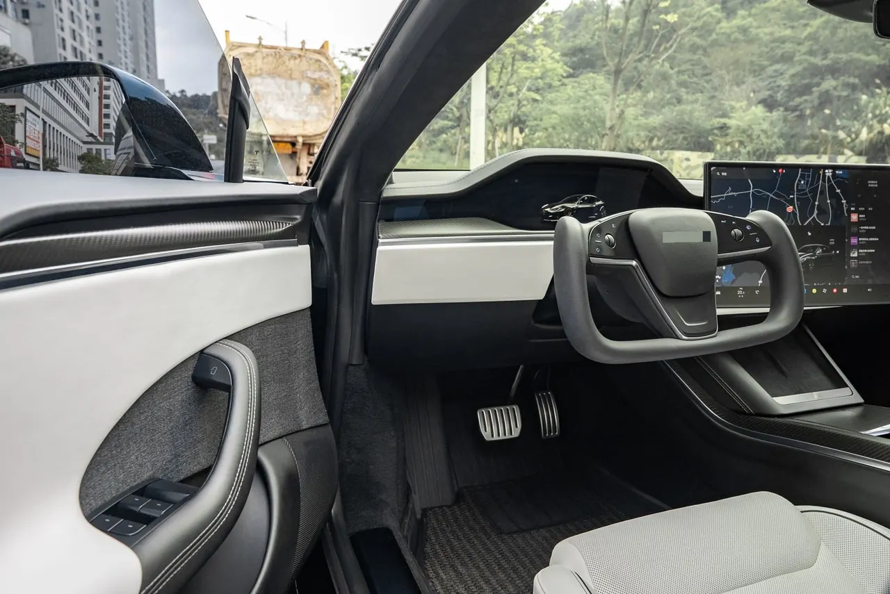 Tesla Model S (Imported) 2023 Model S Three-motor All-wheel Drive Plaid Edition Automatic Gear 7