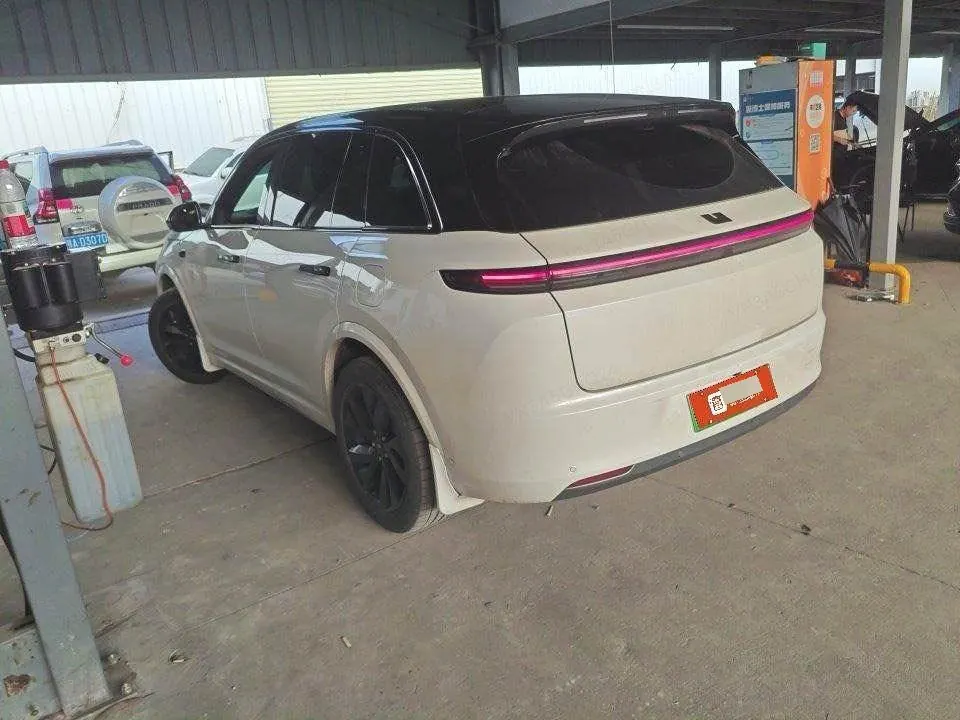 Li 2023 L7 Air automatic gear 4