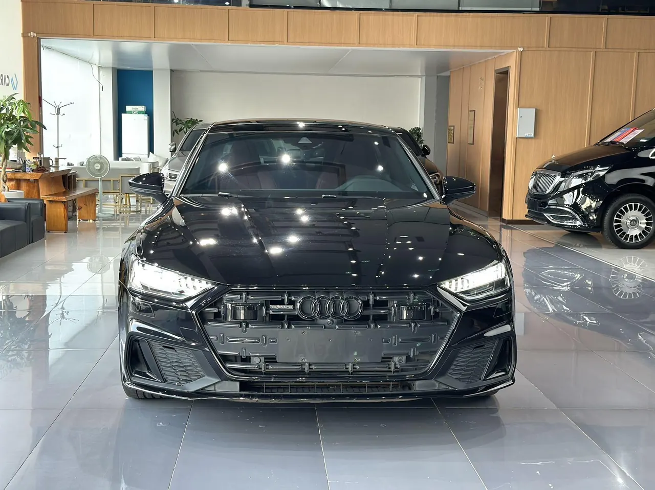 Audi 2022 A7L 2.0TFSI 45TFSI Quattro S-line Black Samurai Edition Automatic Gear 2