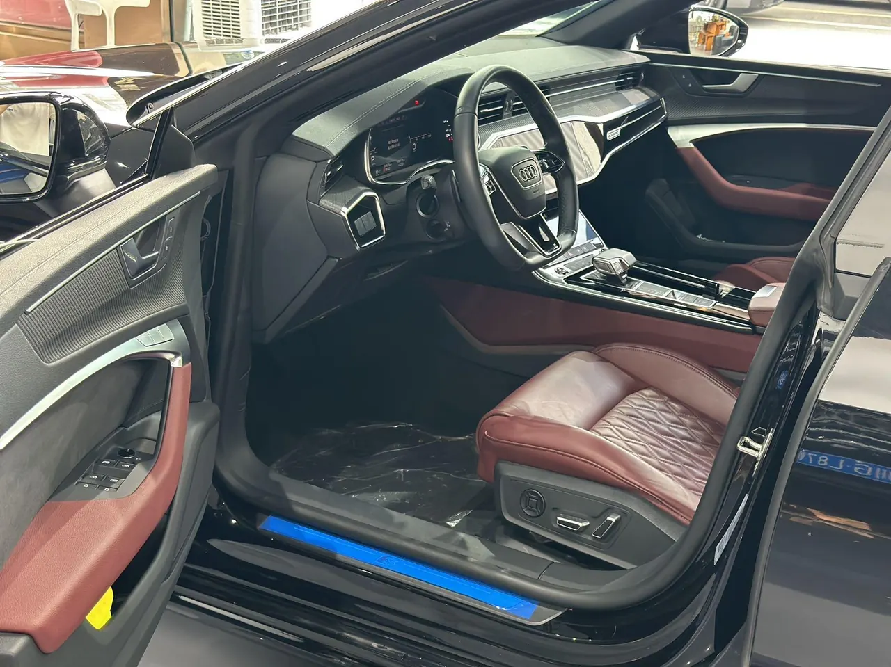 Audi 2022 A7L 2.0TFSI 45TFSI Quattro S-line Black Samurai Edition Automatic Gear 4