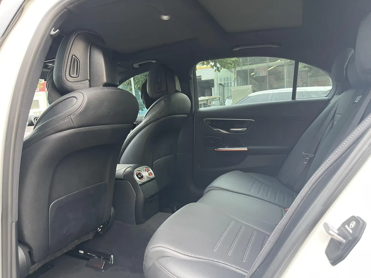 Mercedes Benz Class C 2024 C 260 L 48V 1.5T Sports Edition (Modified 3) Automatic Gear 4