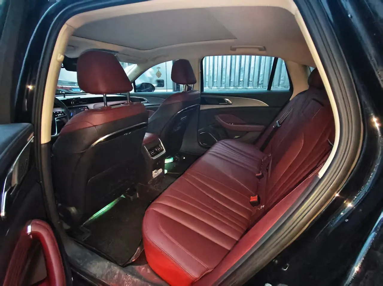 HongQi 2024 H5 2.0T Zhilian Flag Edition Automatic Gear 5