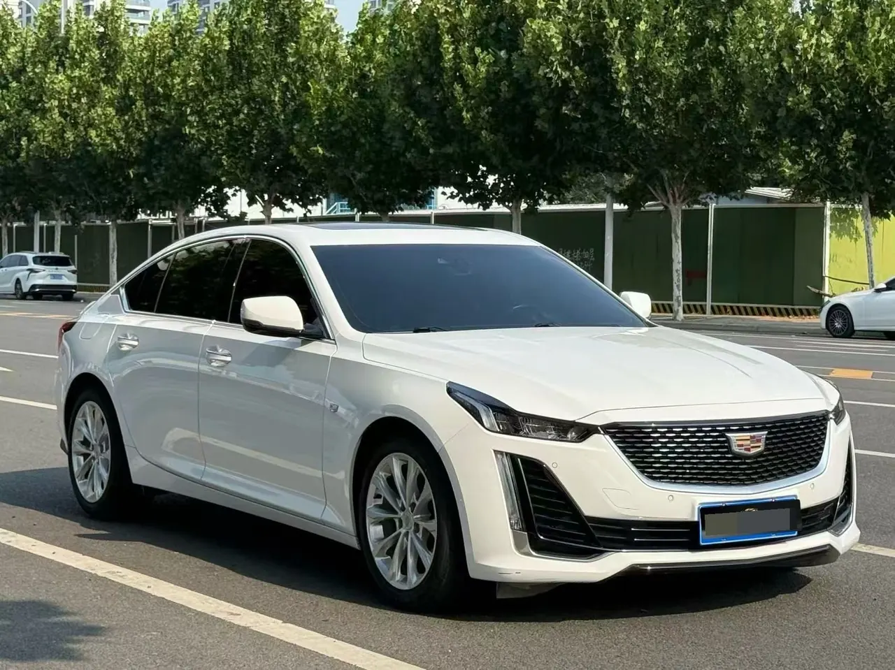 Cadillac 2022 CT5 2.0T 28T luxury automatic gear 3