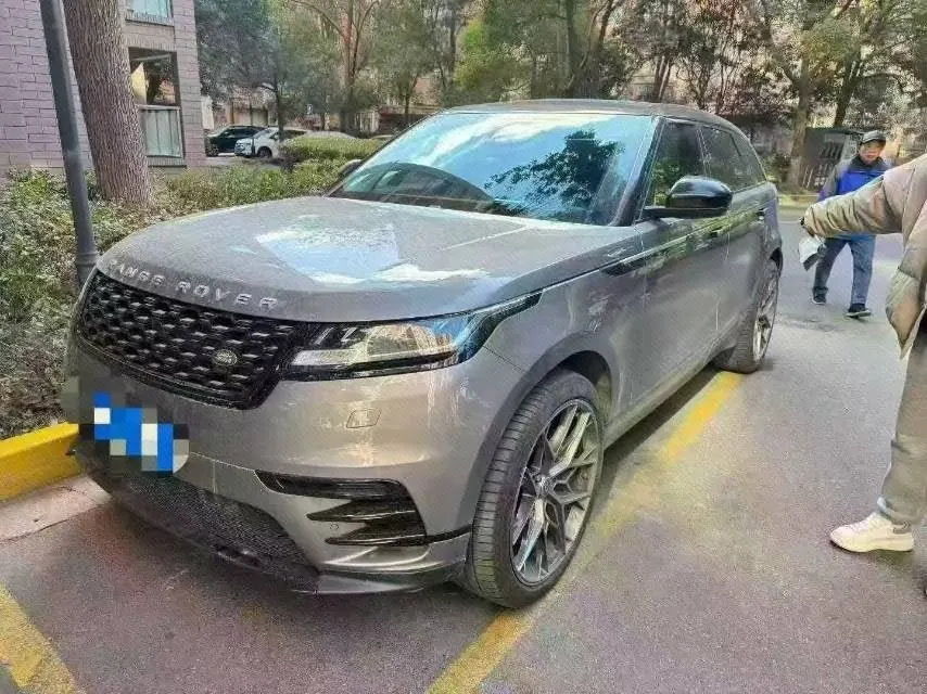Open image lightbox: Land Rover Range Rover Star Pulse (Imported) 2024 Range Rover Star Pulse 2.0T Dynamic SE Automatic Gear