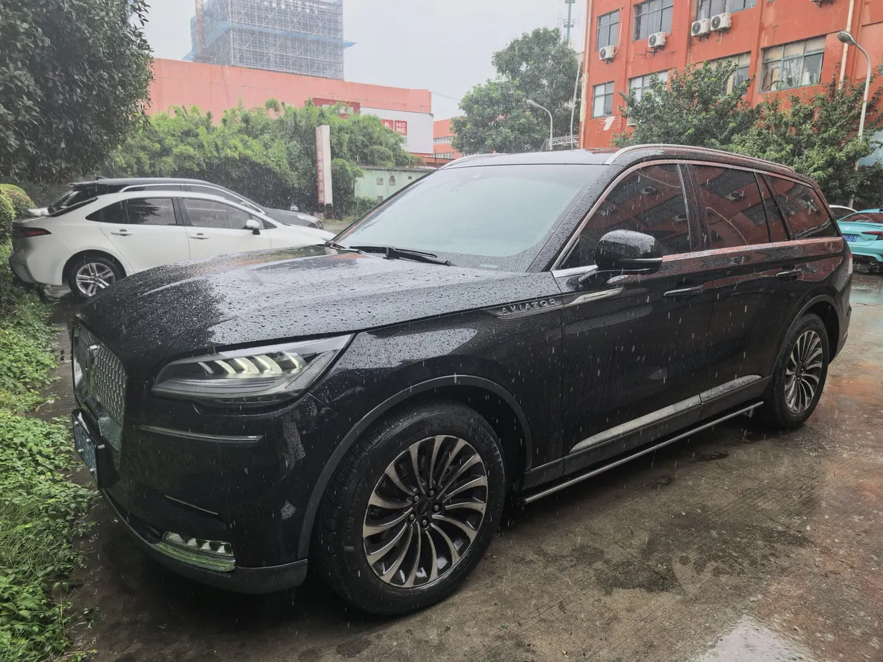 Open image lightbox: Lincoln 2022 Aviator 3.0T V6 Four-wheel Drive Elegant Edition Automatic Gear