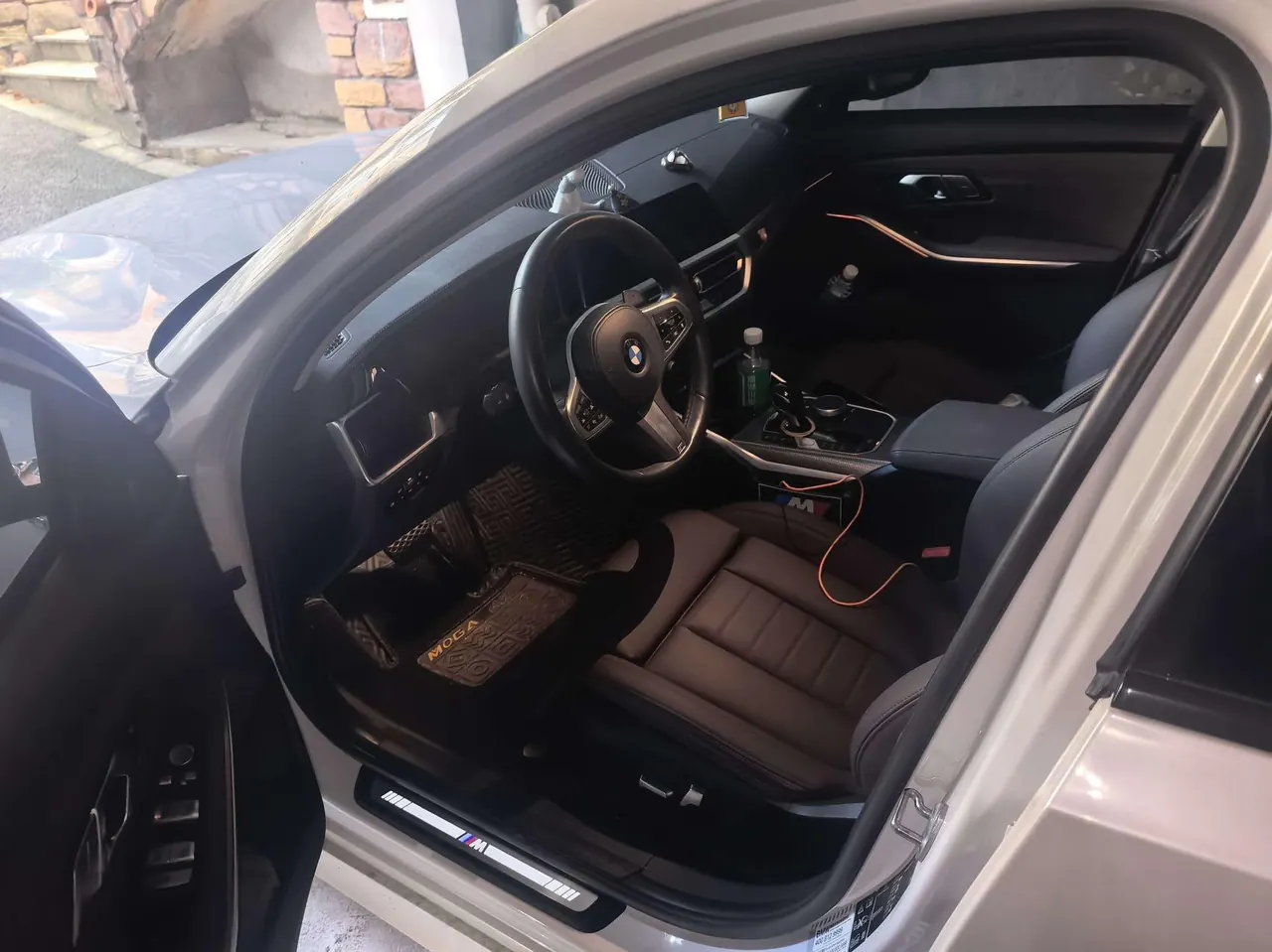 BMW 3 Series 2020 330Li xDrive 2.0T M Sports Obsidian Night Suit Automatic Gear 3