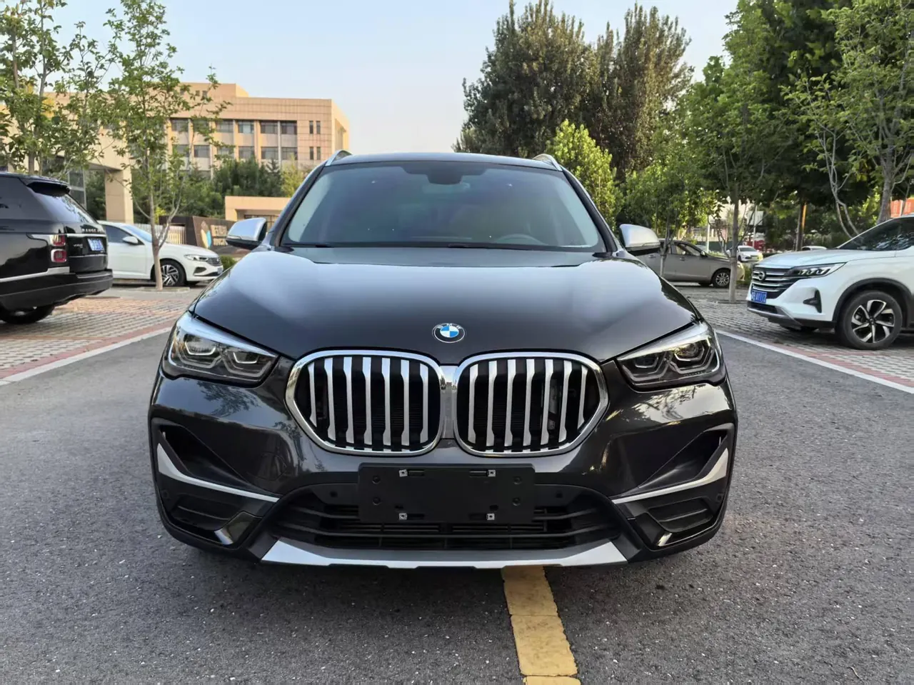 BMW 2021 X1 xDrive25Li 2.0T exclusive automatic gear 2