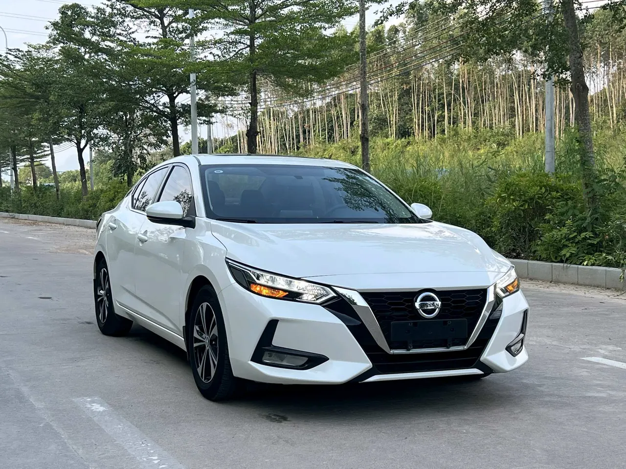 Nissan 2020 Sylphy 1.6 Stepless XL Pleasant Edition Automatic Gear 3