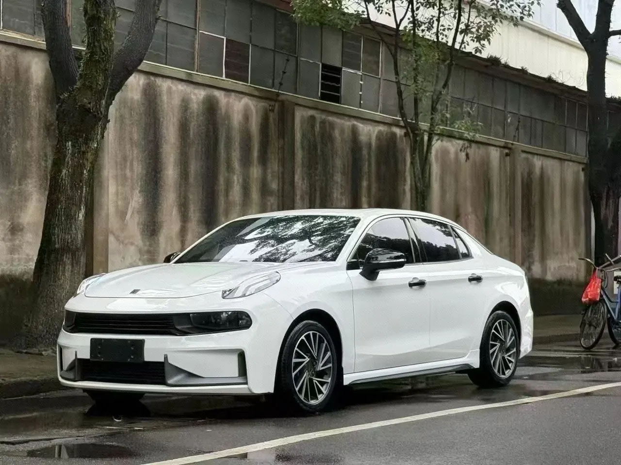 Open image lightbox: LYNK&CO 2021 LYNK&CO 03 1.5TD Jin Plus automatic gear