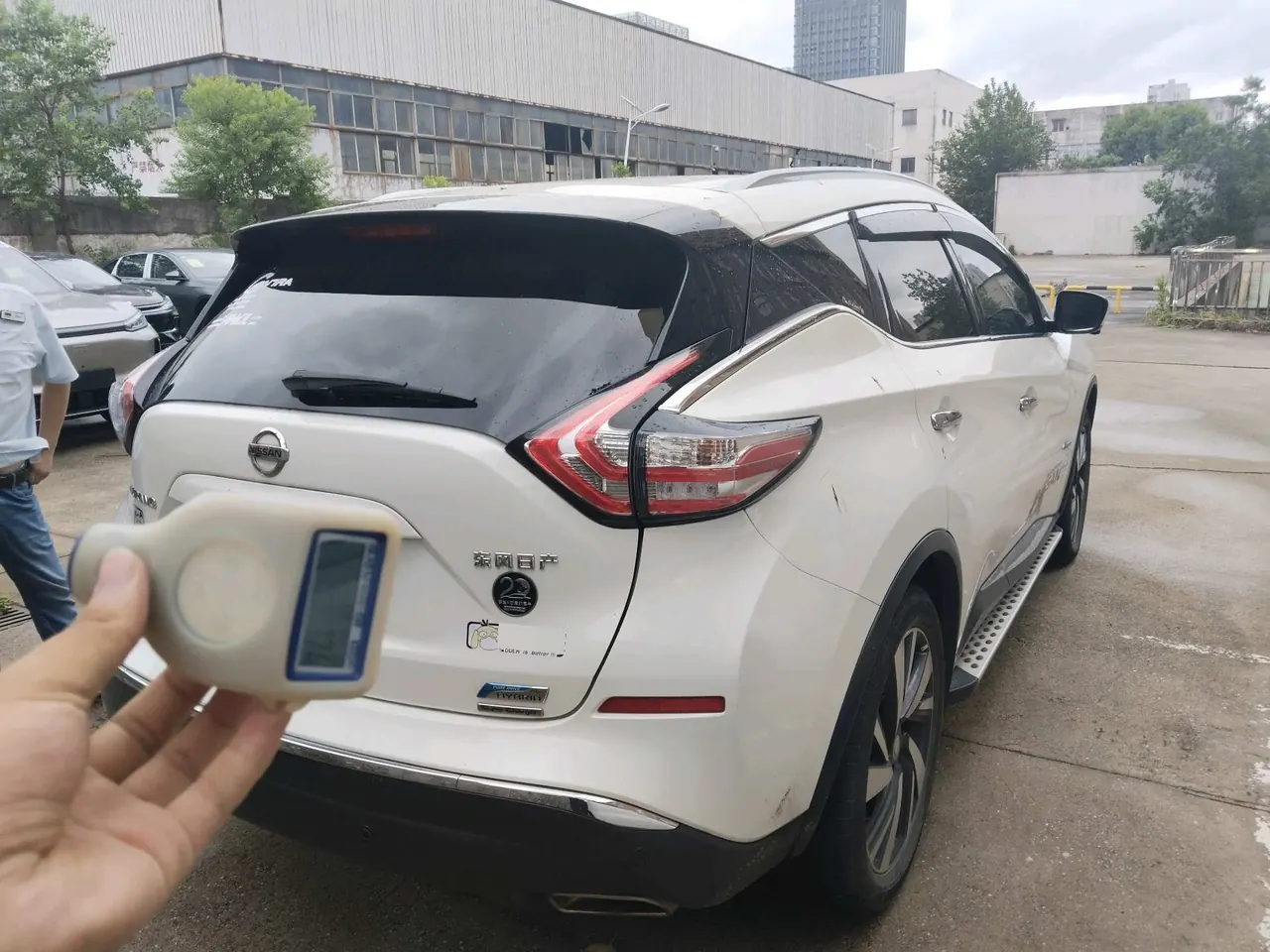 Nissan 2021 Loulan HEV 2.5T Stepless S/C HEV XE Four-wheel Drive Zhilian Zunshang Edition Automatic Gear 8
