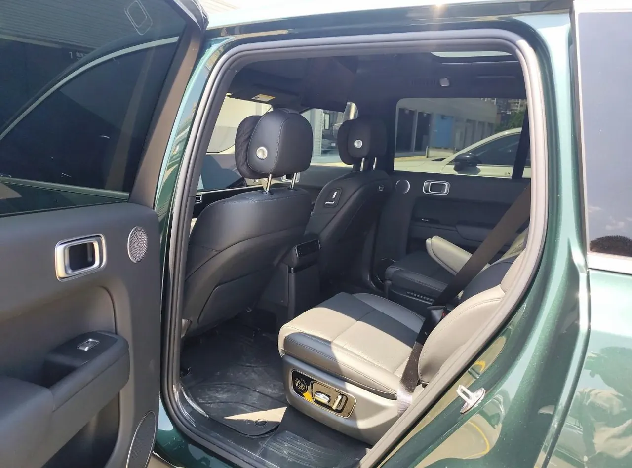 Li 2024 L9 Ultra automatic gear 5