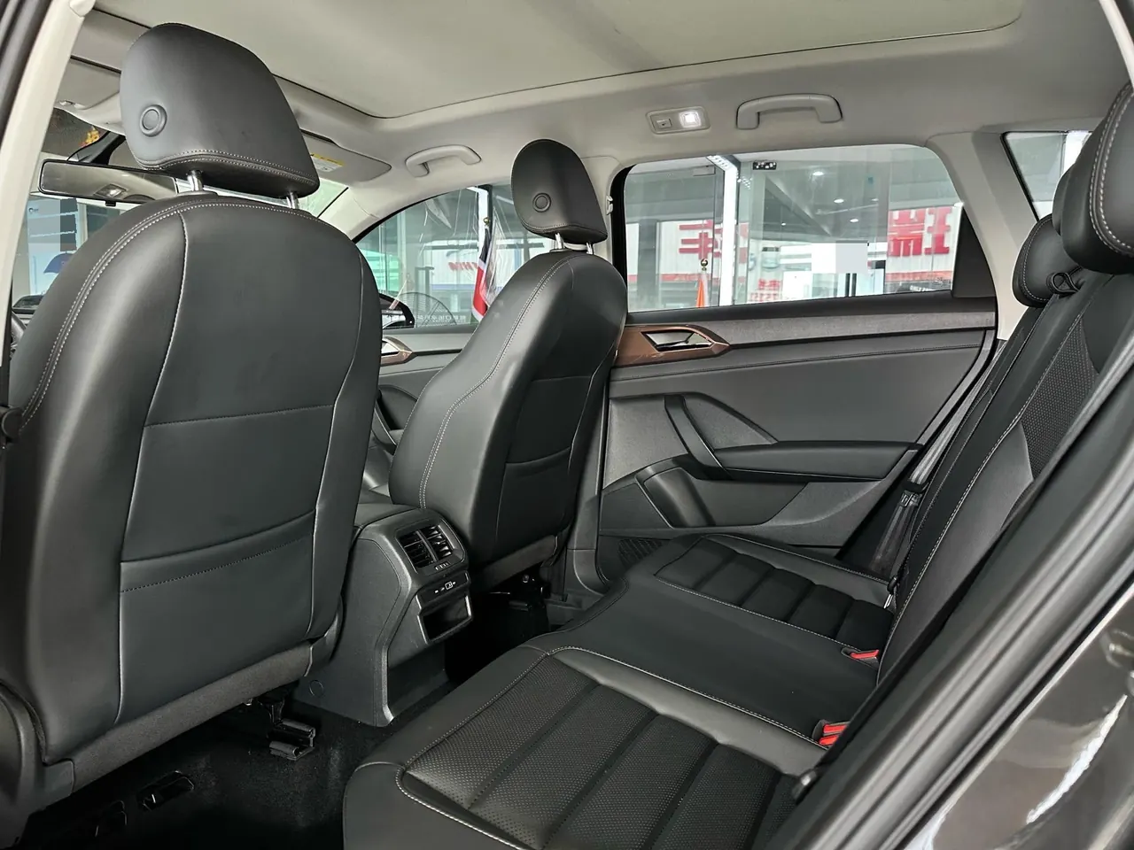 Volkswagen 2022 Tuyue 1.4TSI 280TSI Two-Drive Deluxe Automatic Gear 4